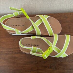 Lucky Brand Sandals in Bright Green With Adjustable Straps in size 6.5-7